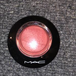 Gleeful MAC blush